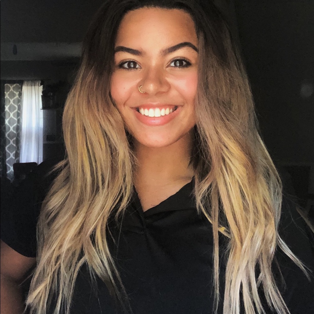 Meet your Posher, Mya